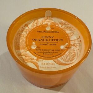 William Sonoma sunny orange citrus candle with essential oils
3 wicks
15.8 oz